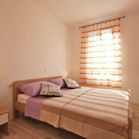 Апартаменти Apartman Petra Фажана Екстер'єр фото